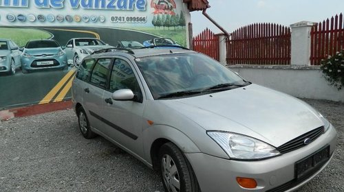 Dezmembrez Ford Focus - 2000