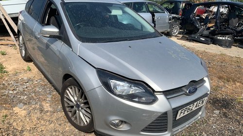 Dezmembrez Ford Focus 2012 hatchback 1.6