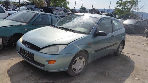 Dezmembrez Ford Focus, an 2000, 2 usi, 1.8 td