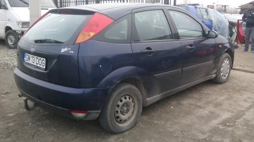 Dezmembrez Ford Focus An 2000 Motor 1.4 i 16V