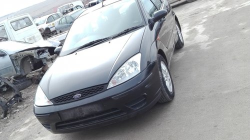 Dezmembrez ford focus an 2002