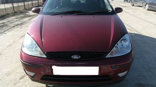 Dezmembrez FORD FOCUS break din 2003 (1.8 D )