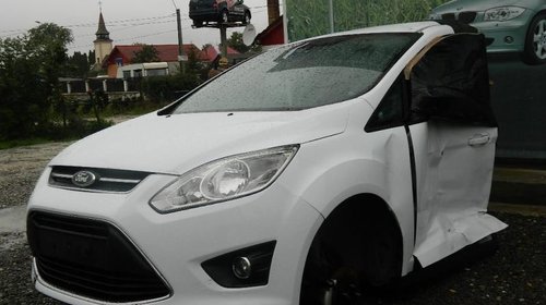 Dezmembrez Ford Focus C-Max - 2010