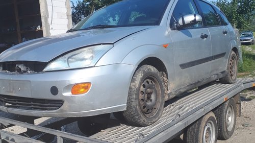 Dezmembrez ford focus din 2001 motor de 1.6 benzina