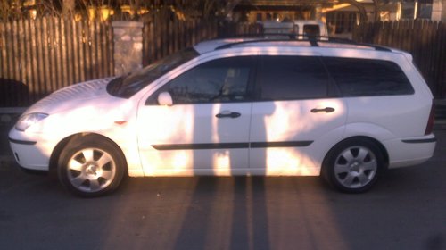 Dezmembrez ford focus kombi 1.8 tddi 90cp an 2002