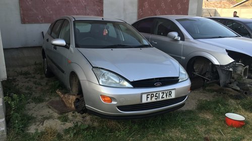 Dezmembrez Ford Focus MK1 1.8 TDDI 90cp