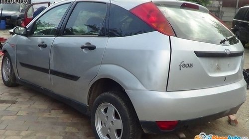 Dezmembrez Ford Focus