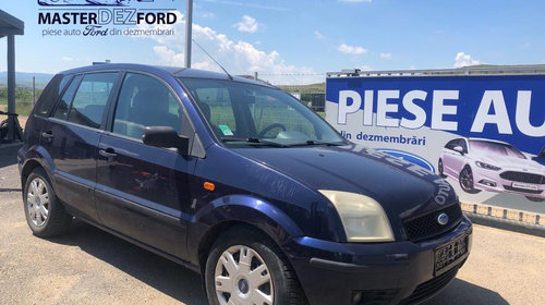 Dezmembrez Ford Fusion 1.4i an 2003 cod motor