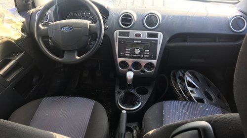 Dezmembrez Ford Fusion 1.6i an 2008