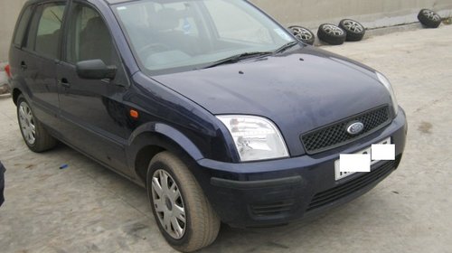 Dezmembrez Ford Fusion din 2003, 1.6B,