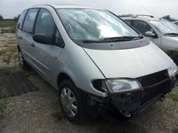 Dezmembrez Ford Galaxy 2.0i 1996