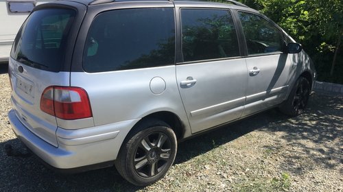 DEZMEMBREZ FORD GALAXY 2004