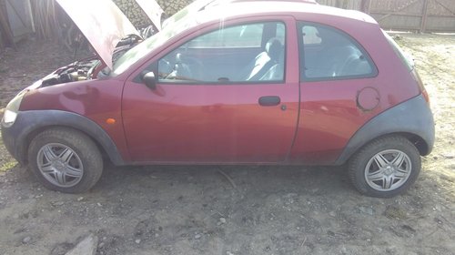 Dezmembrez Ford ka