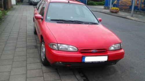 Dezmembrez ford mondeo 1.8 1995