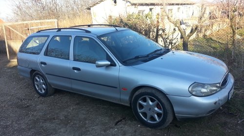 Dezmembrez ford mondeo 1.8 Di