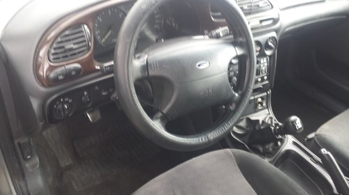 DEZMEMBREZ FORD MONDEO 1,8 TURBO DIZEL GIA