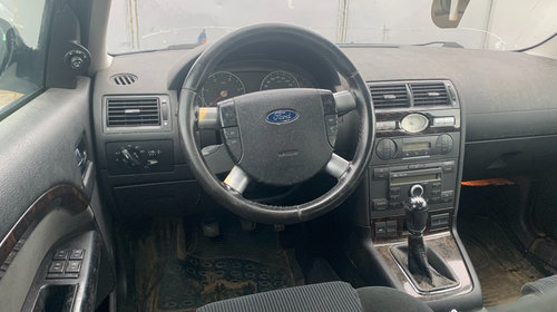 Dezmembrez Ford Mondeo 2003 limuzina 1998