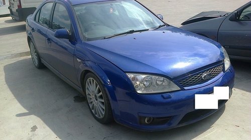 Dezmembrez Ford Mondeo, an 2002