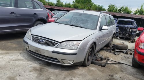 Dezmembrez Ford Mondeo break, an 2002, 2000 t