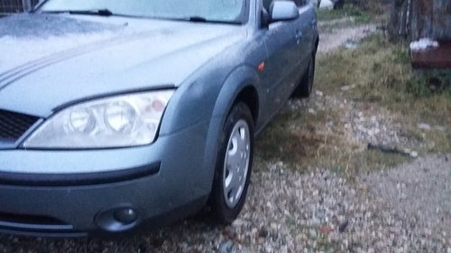 Dezmembrez ford mondeo din 2002 motor de 2.0 benzina hidramat