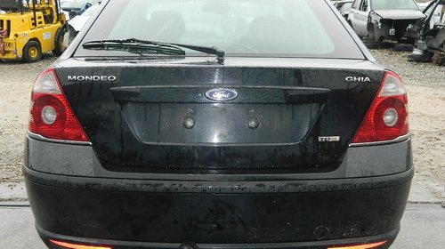 Dezmembrez Ford Mondeo din 2005