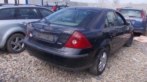 Dezmembrez Ford Mondeo III ,an 2002