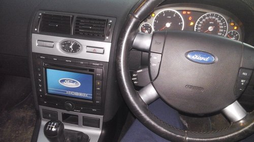 Dezmembrez Ford Mondeo MK3 2.0 TDCI combi