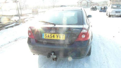 Dezmembrez Ford Mondeo Zetec, an 2004, 2.0 benzina