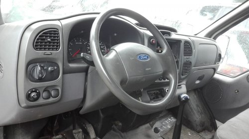 Dezmembrez Ford Transit 2.0 motorina 2002