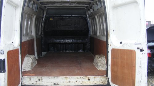 Dezmembrez Ford Transit 350 LWB, 2.4, an de fabricatie 2004