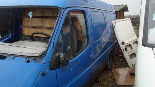 Dezmembrez Ford Transit din 1992 2.5 d