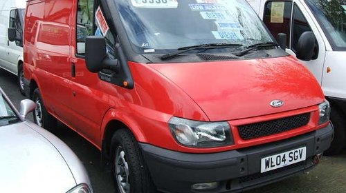 Dezmembrez Ford Transit din 2004 cu motor de 