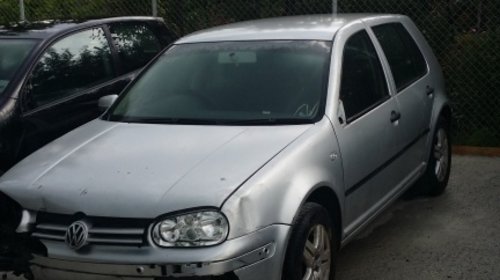 Dezmembrez Golf 4, 1.6i, an 2002