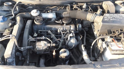 Dezmembrez golf 4 motor de 1.9 110 cai