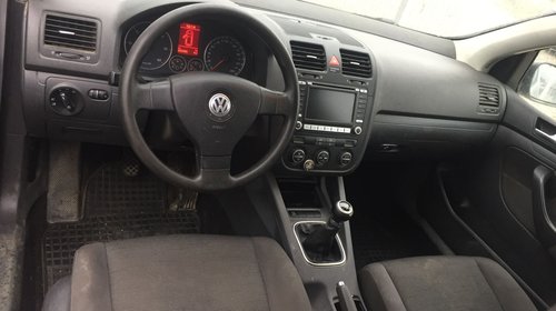 Dezmembrez Golf 5 1.9 TDI 2.0 TDI 4x4 4 motion