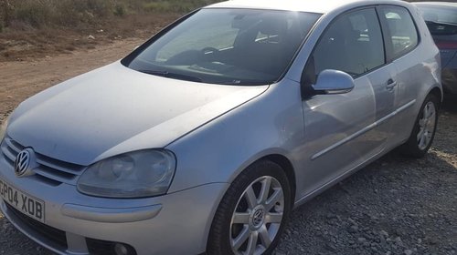 Dezmembrez Golf 5 motor 2.0 D,An 2004