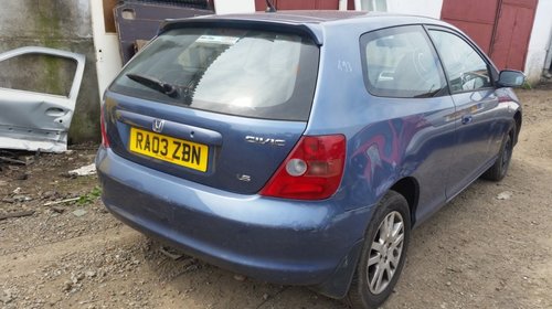 Dezmembrez Honda Civic 1.6 81kw 110cp 2003