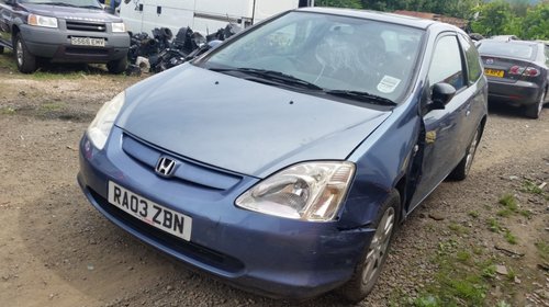 Dezmembrez Honda Civic 1.6 81kw 110cp 2003