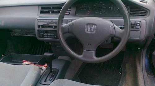Dezmembrez Honda Civic 1493cmc Benzina An 1993