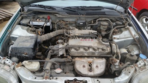 Dezmembrez Honda Civic, an 1994, 1.5 benzina