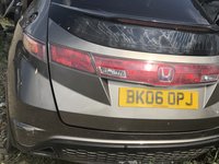 Dezmembrez Honda Civic Cr v 2.2 crdi , fab 2006