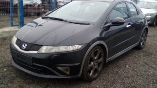 Dezmembrez Honda Civic III ,an 2006