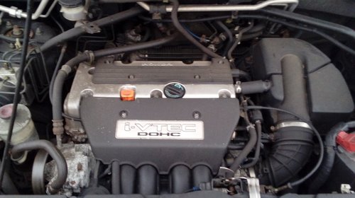 Dezmembrez Honda CR-V an 2004, 2.0 b - cv-a