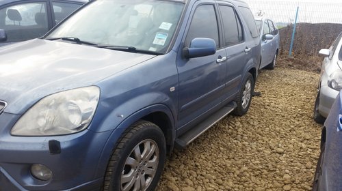 Dezmembrez Honda CR-V din 2005 , 2.2 Ctdi 4x4