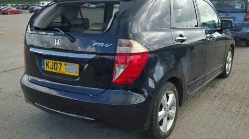 Dezmembrez Honda FR-V 2.2 diesel, cutie 6 tr manuala, an 2007