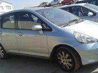 Dezmembrez Honda Jazz din 2004 1.4 benzina tip L13A1