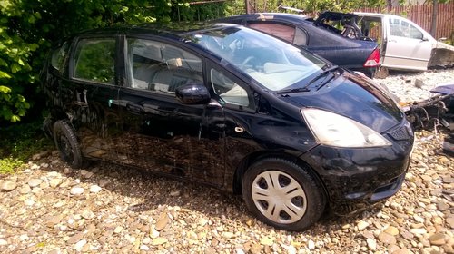 Dezmembrez Honda Jazz III 1.4 I-Vtec 73kw motor L13Z1 din 2008