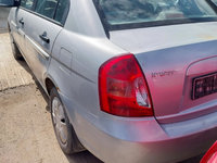 Dezmembrez Hyundai accent 2007 1.4 benzină