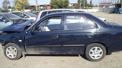 Dezmembrez Hyundai Accent an 2003, motor 1341