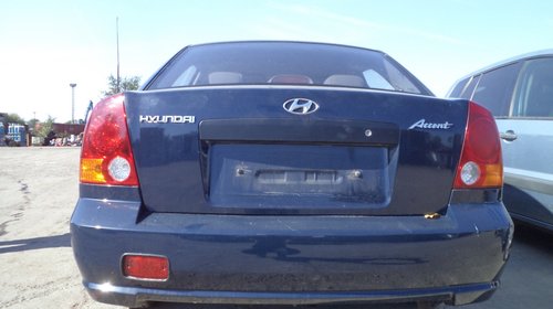 Dezmembrez Hyundai Accent an 2003, motor 1341 cc, benzina